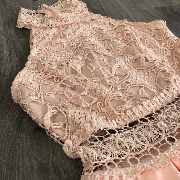 Hi low lace and taffetas dress - Picture 6 of 7